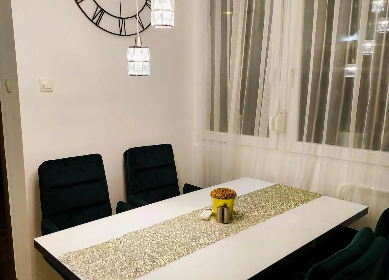 Zen Apartman Debrecen Apartment
